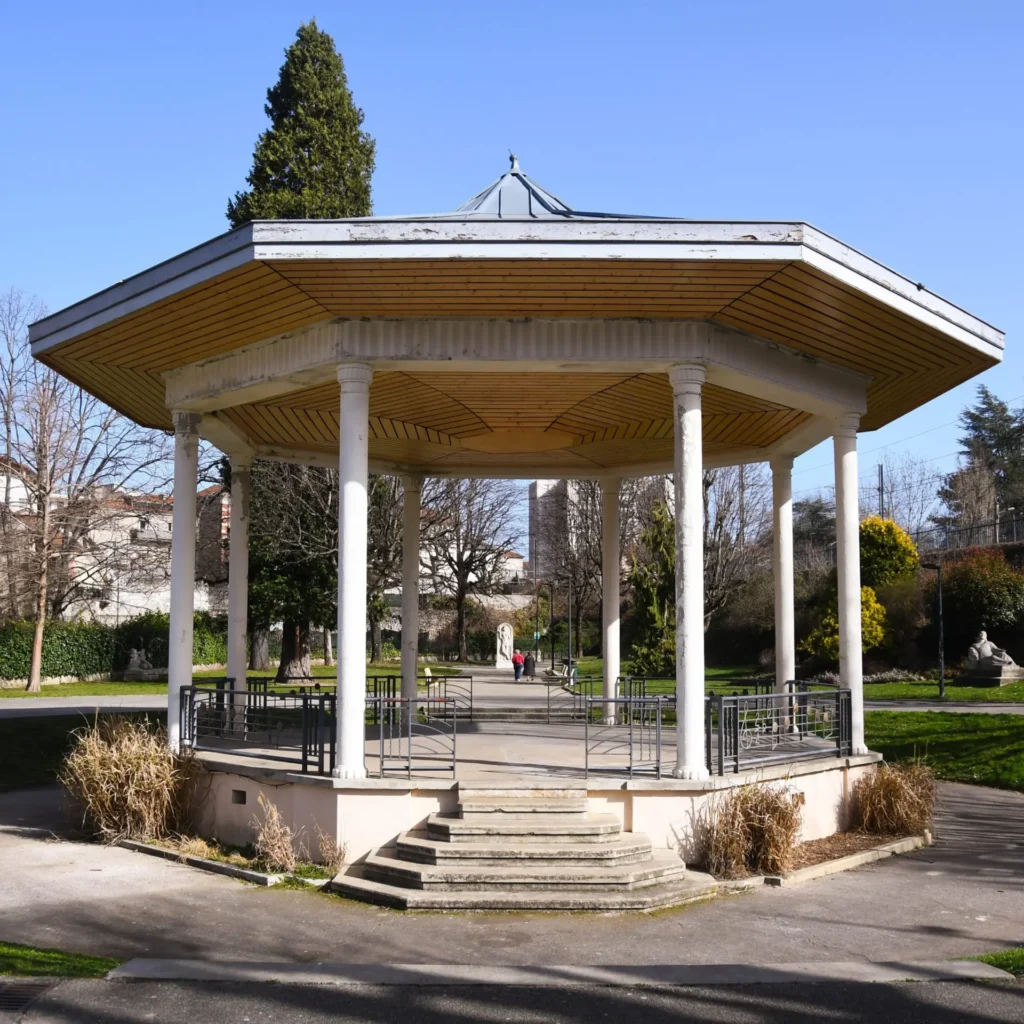 Parc Jean Moulin mairie chambon